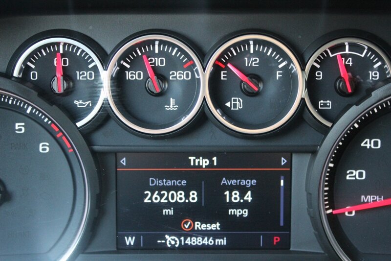 2021 Chevrolet Suburban LT - Photo 37 - Lexington, SC 29073