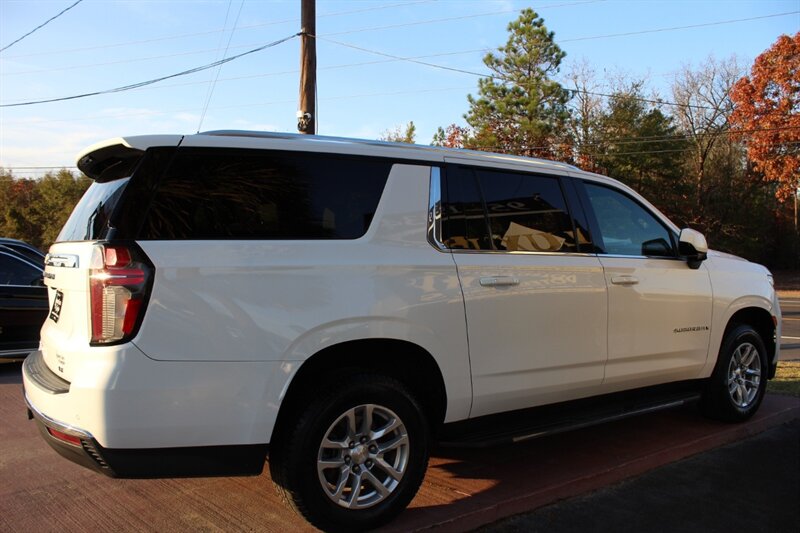 2021 Chevrolet Suburban LT - Photo 7 - Lexington, SC 29073