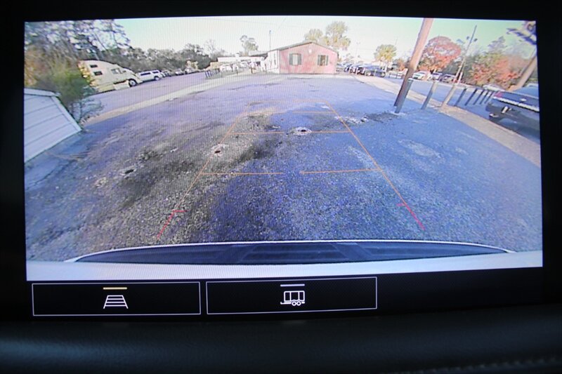 2021 Chevrolet Suburban LT - Photo 39 - Lexington, SC 29073