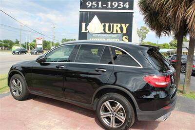 2019 Mercedes-Benz GLC GLC 300 - Photo 13 - Lexington, SC 29073