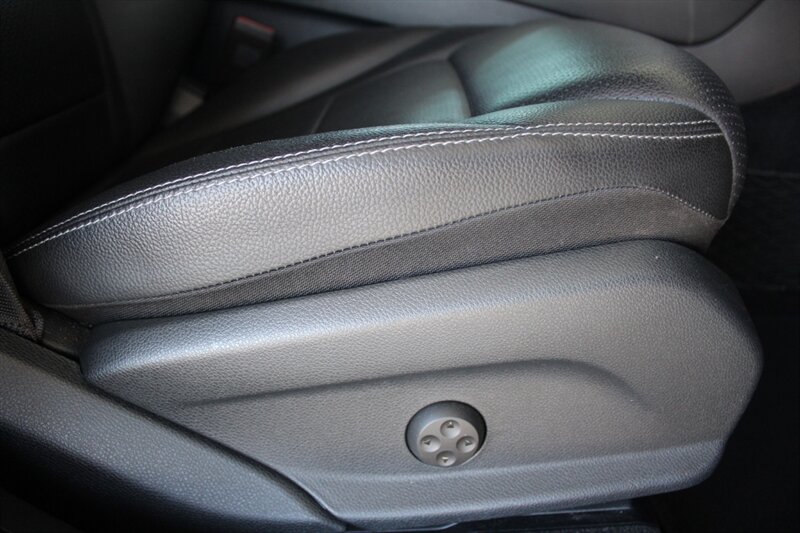 2019 Mercedes-Benz GLC GLC 300 - Photo 26 - Lexington, SC 29073