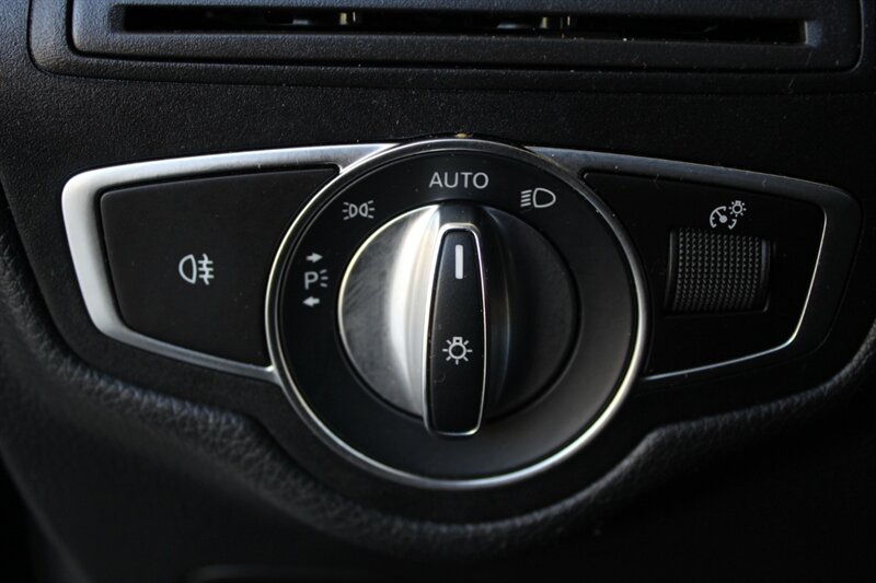 2019 Mercedes-Benz GLC GLC 300 - Photo 40 - Lexington, SC 29073