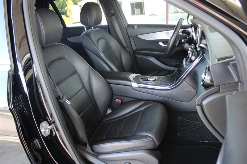 2019 Mercedes-Benz GLC GLC 300 - Photo 28 - Lexington, SC 29073
