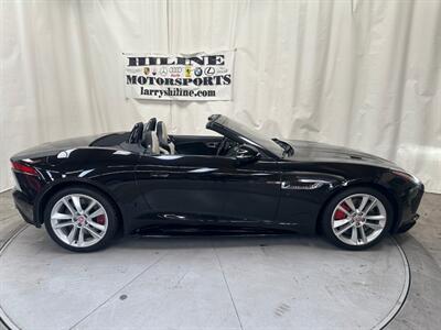 2017 Jaguar F-Type R  Convertible - Photo 6 - Pottstown, PA 19464