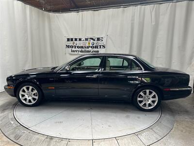 2004 Jaguar XJ8 Vanden Plas   - Photo 1 - Pottstown, PA 19464