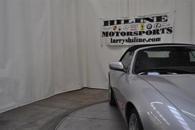 2004 Jaguar XKR   - Photo 13 - Pottstown, PA 19464