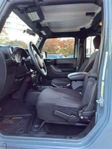 2014 Jeep Wrangler Unlimited Sport   - Photo 8 - Philadelphia, PA 19135