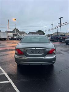 2003 Jaguar X-Type 2.5   - Photo 4 - Philadelphia, PA 19135