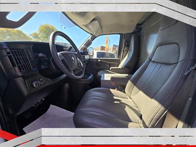 2017 Chevrolet Comm Express Medium Duty Cargo Van   - Photo 10 - Philadelphia, PA 19135