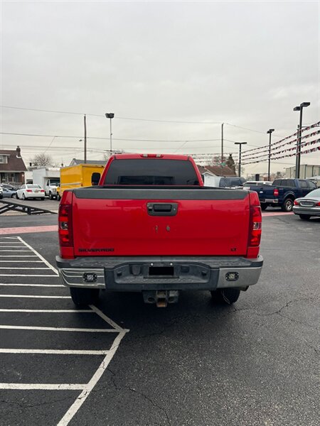 2013 Chevrolet Silverado 2500HD LT photo 5