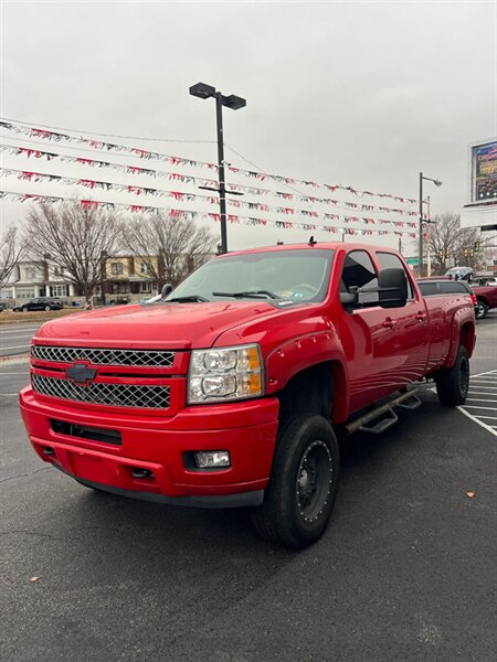 2013 Chevrolet Silverado 2500HD LT photo 9