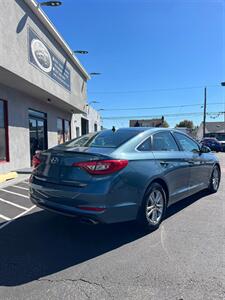 2016 Hyundai SONATA   - Photo 4 - Philadelphia, PA 19135