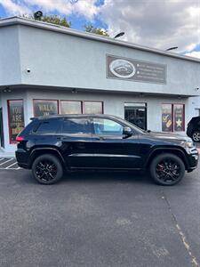 2018 Jeep Grand Cherokee Laredo   - Photo 4 - Philadelphia, PA 19135