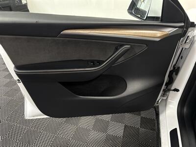 2023 Tesla Model Y Long Range  FSD - Photo 10 - West Bountiful, UT 84087