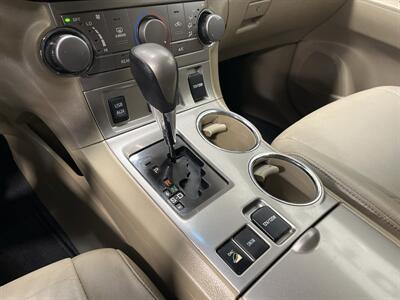 2013 Toyota Highlander SE   - Photo 22 - West Bountiful, UT 84087