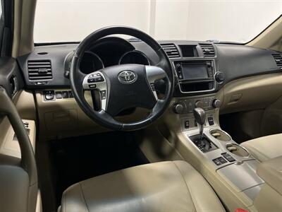 2013 Toyota Highlander SE   - Photo 18 - West Bountiful, UT 84087