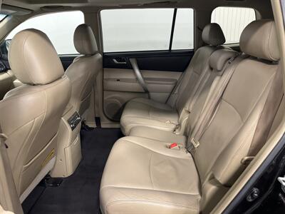 2013 Toyota Highlander SE   - Photo 17 - West Bountiful, UT 84087