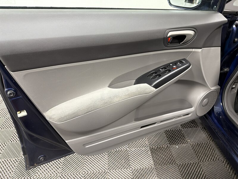 2010 Honda Civic LX - Photo 11 - West Bountiful, UT 84087