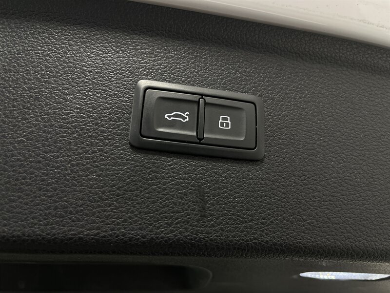 2018 Audi Q5 2.0T Premium Plus - Photo 31 - West Bountiful, UT 84087