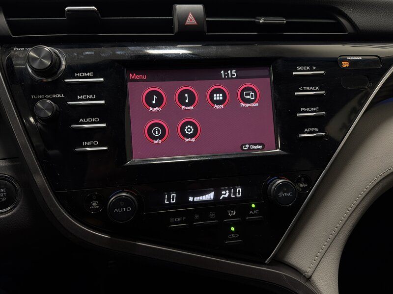 2018 Toyota Camry XLE - Photo 19 - West Bountiful, UT 84087