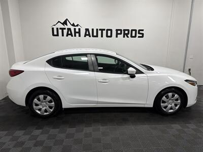 2017 Mazda Mazda3 Sport   - Photo 2 - West Bountiful, UT 84087
