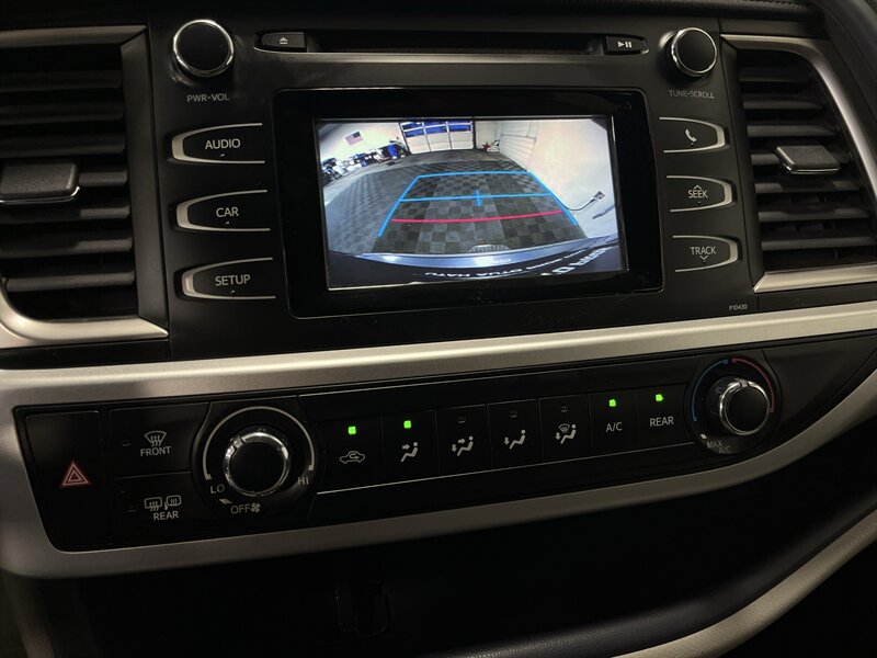 2015 Toyota Highlander LE - Photo 15 - West Bountiful, UT 84087