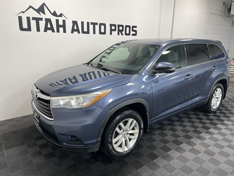 2015 Toyota Highlander LE - Photo 5 - West Bountiful, UT 84087