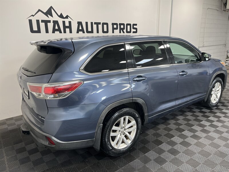 2015 Toyota Highlander LE - Photo 3 - West Bountiful, UT 84087