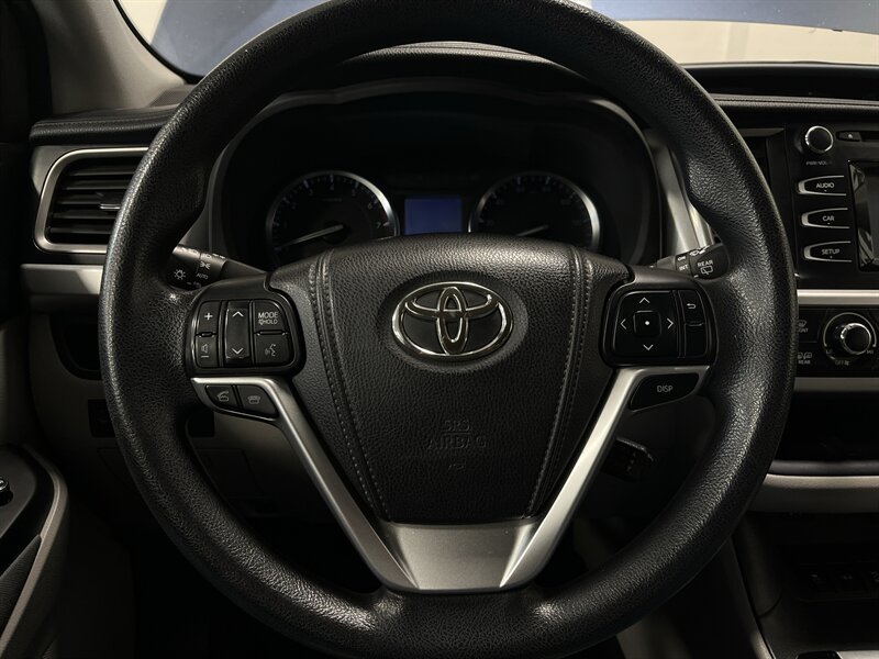 2015 Toyota Highlander LE - Photo 17 - West Bountiful, UT 84087