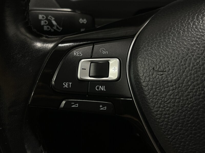 2018 Volkswagen Tiguan 2.0T SE 4Motion - Photo 25 - West Bountiful, UT 84087