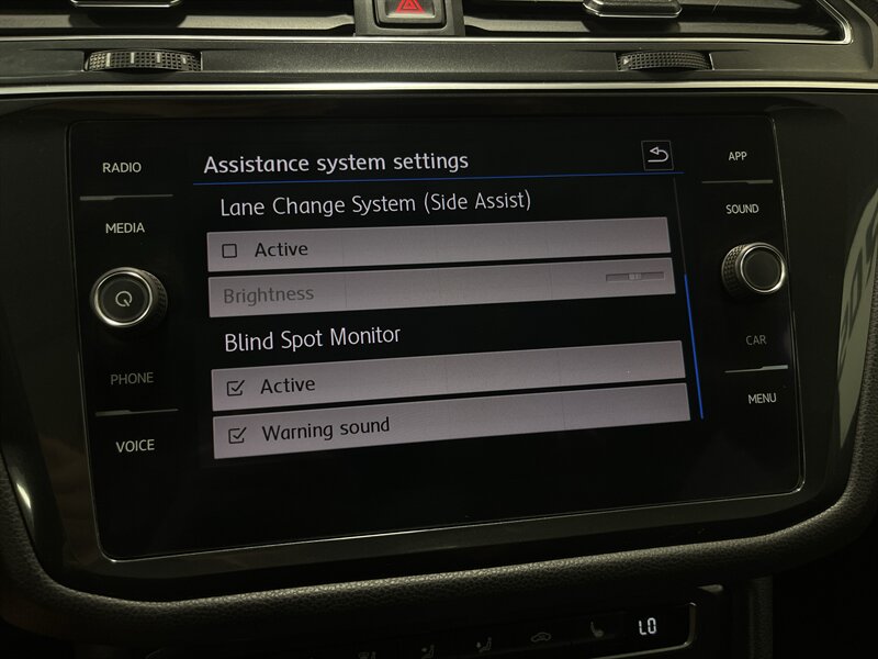 2018 Volkswagen Tiguan 2.0T SE 4Motion - Photo 21 - West Bountiful, UT 84087