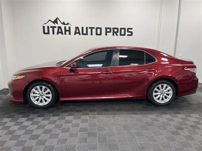 2018 Toyota Camry LE   - Photo 6 - West Bountiful, UT 84087