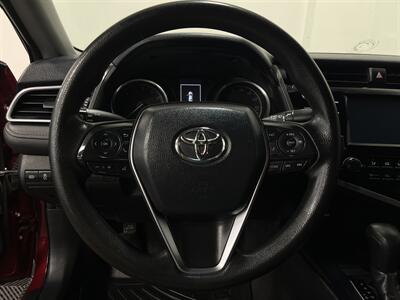 2018 Toyota Camry LE   - Photo 20 - West Bountiful, UT 84087