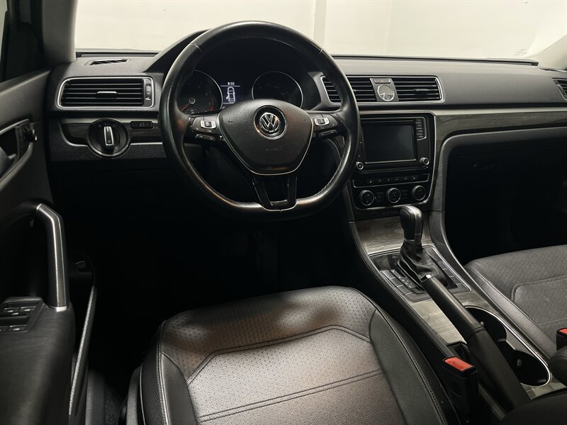 2016 Volkswagen Passat 1.8T SE - Photo 12 - West Bountiful, UT 84087