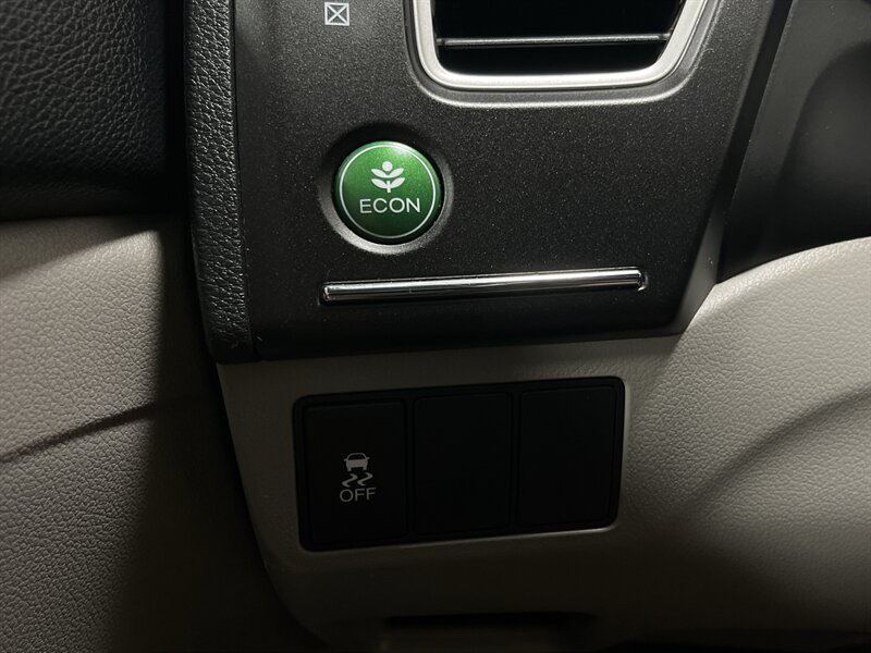 2014 Honda Civic LX - Photo 19 - West Bountiful, UT 84087