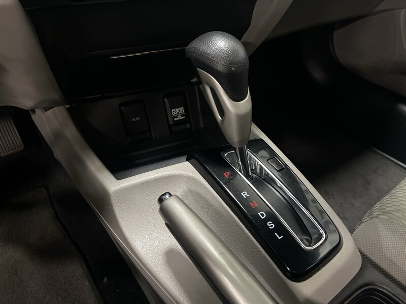 2014 Honda Civic LX - Photo 12 - West Bountiful, UT 84087