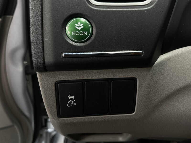 2015 Honda Civic LX - Photo 20 - West Bountiful, UT 84087