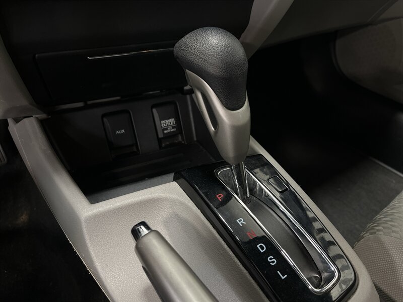 2015 Honda Civic LX - Photo 12 - West Bountiful, UT 84087