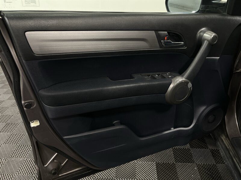 2011 Honda CR-V SE - Photo 13 - West Bountiful, UT 84087