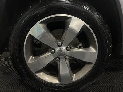 2014 Jeep Grand Cherokee Overland   - Photo 4 - West Bountiful, UT 84087