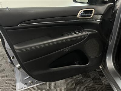 2014 Jeep Grand Cherokee Overland   - Photo 17 - West Bountiful, UT 84087