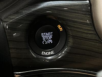 2014 Jeep Grand Cherokee Overland   - Photo 20 - West Bountiful, UT 84087