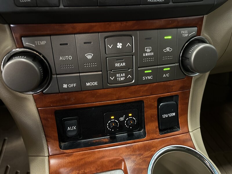 2008 Toyota Highlander Limited - Photo 18 - West Bountiful, UT 84087