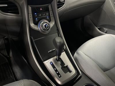 2013 Hyundai ELANTRA GLS   - Photo 14 - West Bountiful, UT 84087