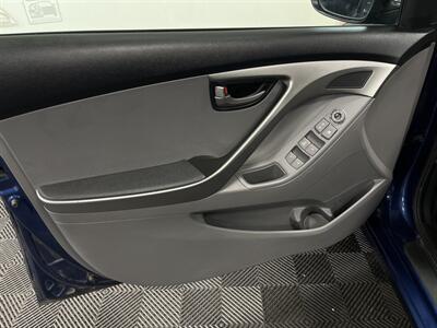 2013 Hyundai ELANTRA GLS   - Photo 12 - West Bountiful, UT 84087