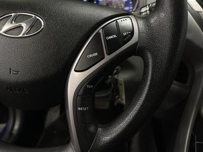2013 Hyundai ELANTRA GLS   - Photo 17 - West Bountiful, UT 84087