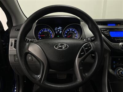 2013 Hyundai ELANTRA GLS   - Photo 16 - West Bountiful, UT 84087