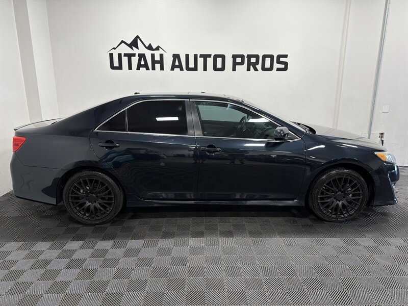 2012 Toyota Camry SE V6 - Photo 2 - West Bountiful, UT 84087