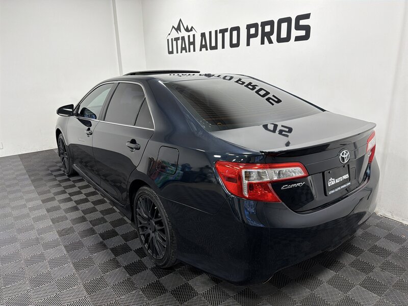 2012 Toyota Camry SE V6 - Photo 8 - West Bountiful, UT 84087