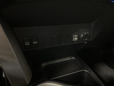 2016 Toyota RAV4 XLE   - Photo 18 - West Bountiful, UT 84087